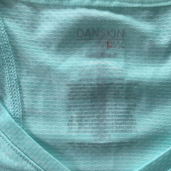 DANSKIN 🌿 Sport T-shirt. Size small - Picture 2 of 2
